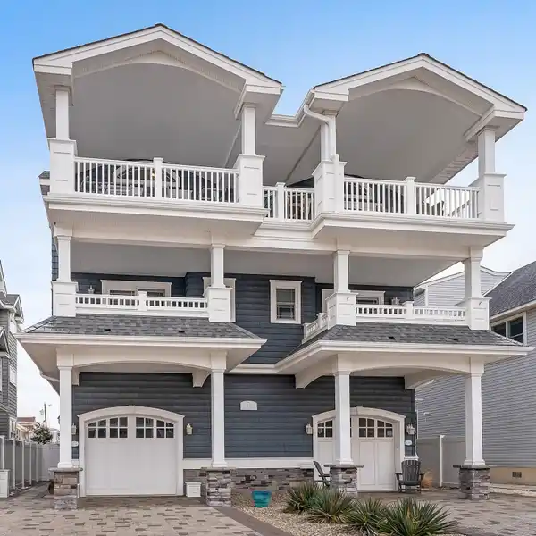 IMPECCABLE COASTAL RETREAT STEPS FROM THE SAND