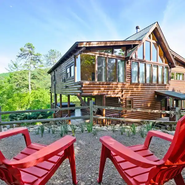 INCIREDIBLE CABIN IN BROTHER'S COVE