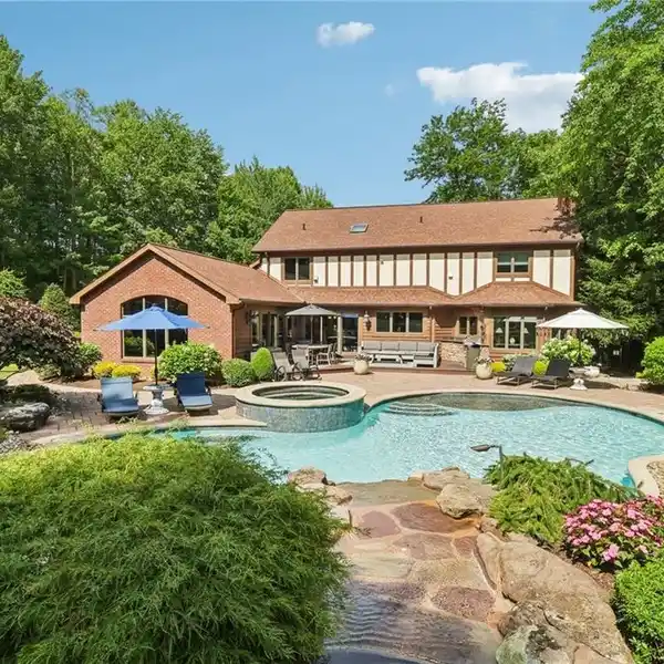 UPDATED COLONIAL ON A PRIVATE CUL-DE-SAC