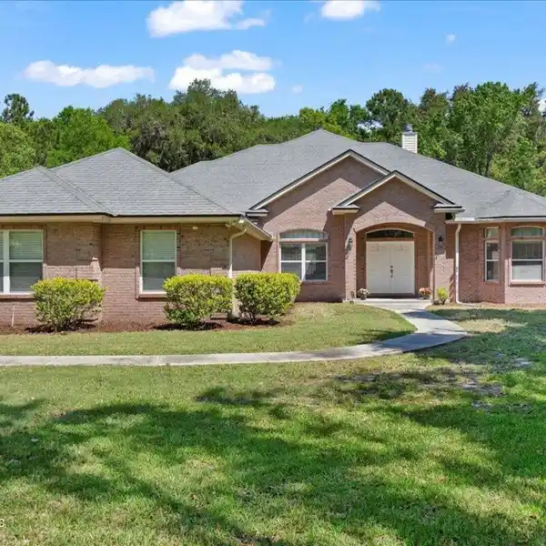 ALL-BRICK HOME IN A PRIVATE GATED COMMUNITY
