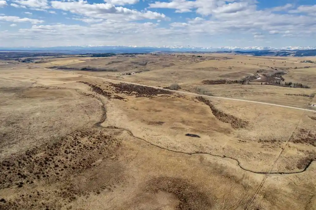 Exceptional 325-acre Ranch Land