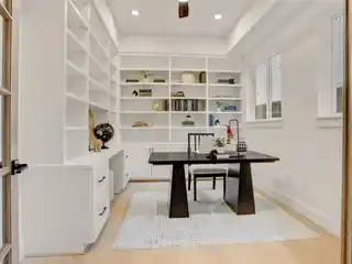 Modern Luxury in the Heart of Cottage Grove