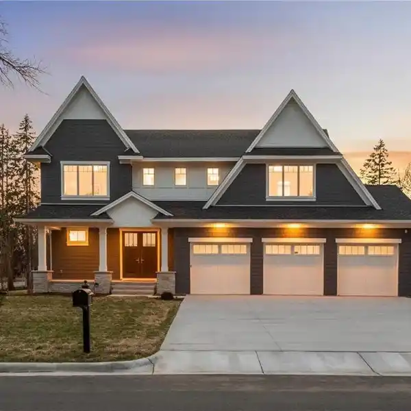 EXCEPTIONAL HOME FULL OF HIGH-END DETAILS