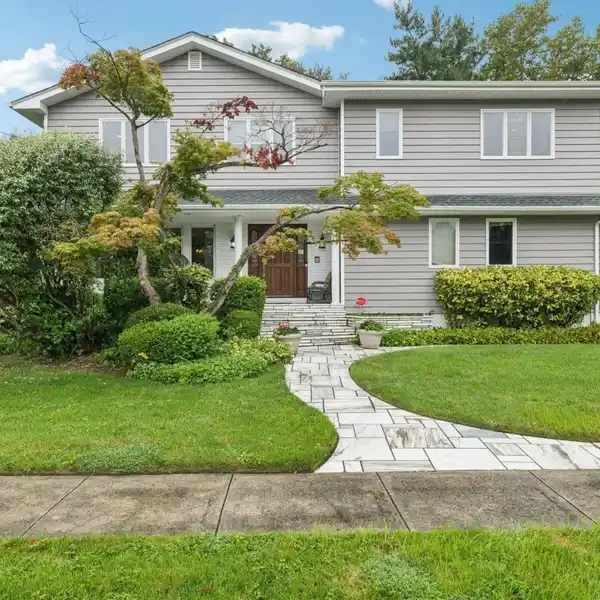 SPACIOUS SIDE HALL COLONIAL ON A CORNER PROPERTY