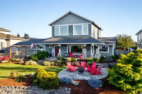 Spa-like Comfort Meets Coastal Serenity