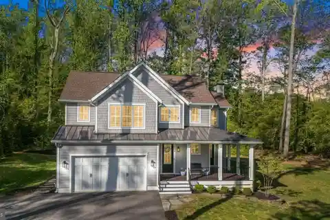 Timeless Elegance on over an Acre
