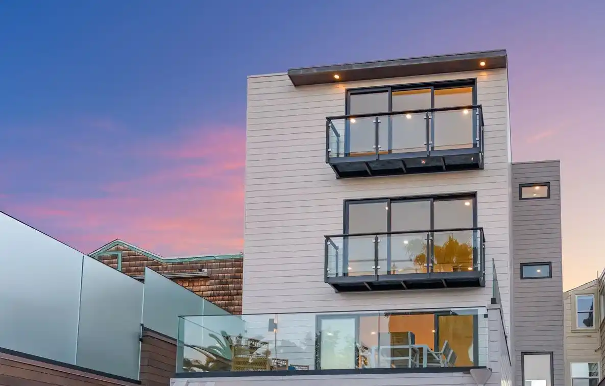 Four-level Contemporary Property in the Heart of Noe Valley