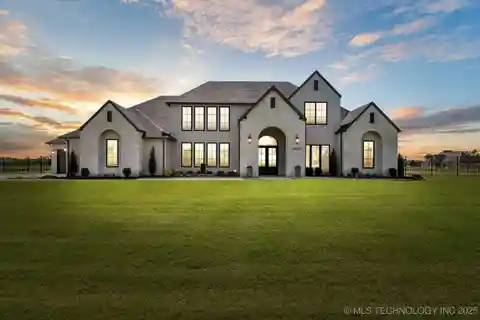 Gated Estate Living with Designer Luxury Touches