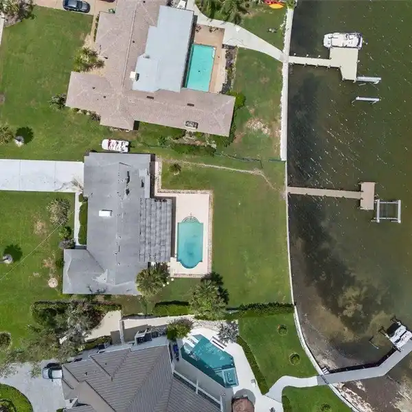 CREATE YOUR WATERFRONT ESTATE IN SAPPHIRE SHORES