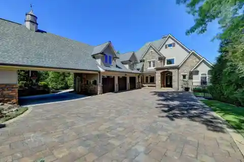 Stunning Lake House