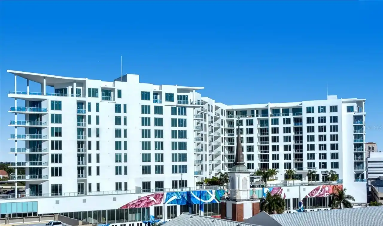 Upgraded Residence at the Mark