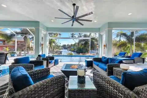 Beautiful Custom Home in the Bayshore Arts District