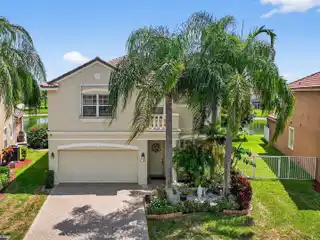 Central Boca Estate with Stunning Lake Views