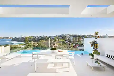 A World-Class Statement in Designer Luxury Living and Spectacular Entertaining