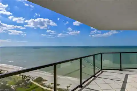 Corner Home with Breathtaking Views in Meridian Club