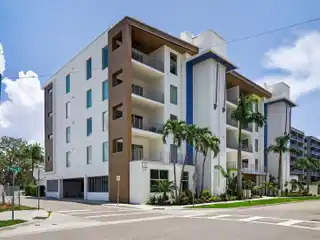 Privacy and Style in the Heart of Downtown Sarasota
