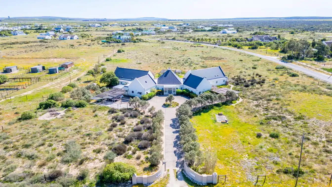 Long Acres Estate