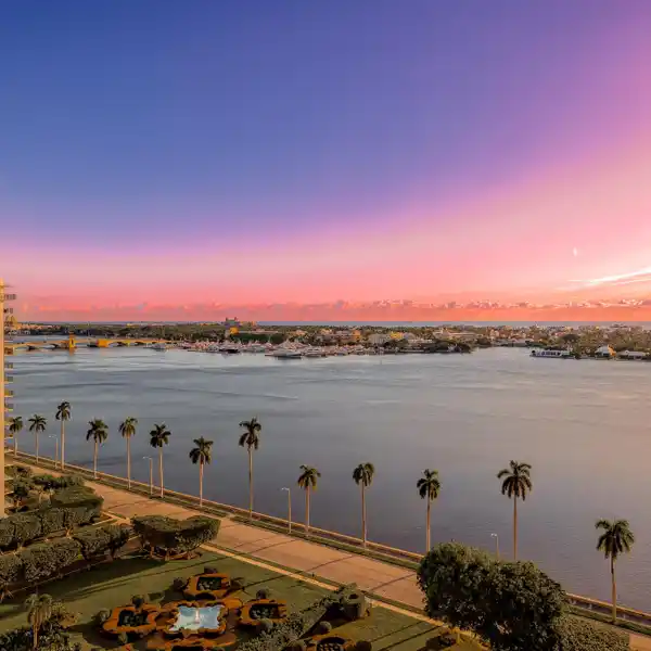 NEWLY RENOVATED CONDO WITH PANORAMIC OCEAN AND INTRACOASTAL VIEWS