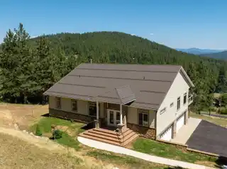 Unparalleled Luxury and Tranquility on over 16 Acres