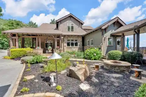 Elevated Mountain Living