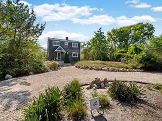 Embrace Your Vacation in the Dunes of Amagansett