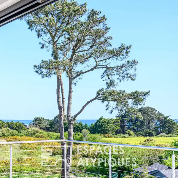 ARCHITECT HOUSE WITH SWIMMING POOL IN SAINT GILDAS