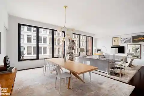 Designer Loft Living with Iconic Architectural Detail