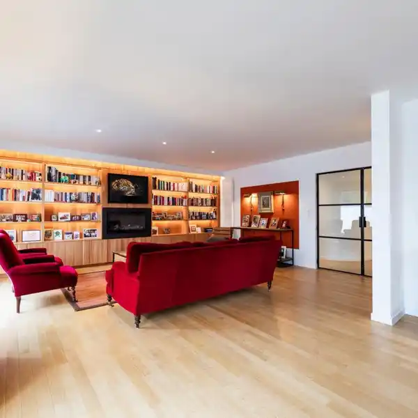 BEAUTIFUL PENTHOUSE FLAT