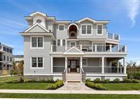 BEAUTIFUL NEW OCEANFRONT HOME 