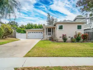 Beautiful Property in Wonderful Victoria Knolls