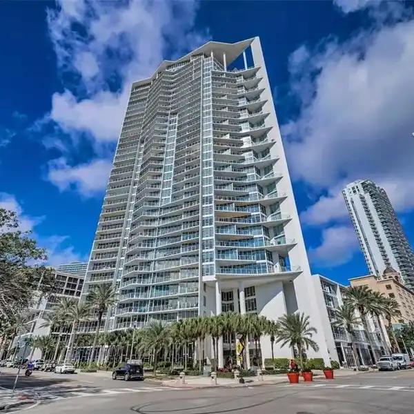 MOST ICONIC AND HIGHLY SOUGHT AFTER LUXURY CONDO
