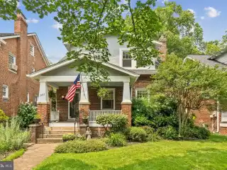 Sunny Bungalow with Timeless Charm and Modern Updates