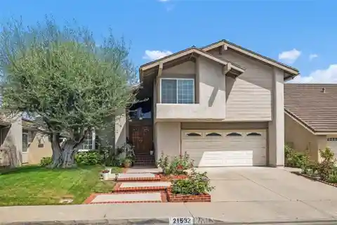 Fabulous Forest Creek Family Home