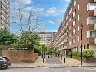 Three Bedroom Apartment in the Quadrangle