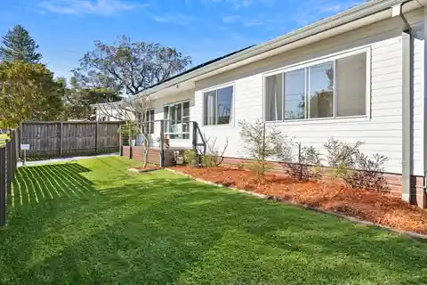 Versatile Light-Filled Residence