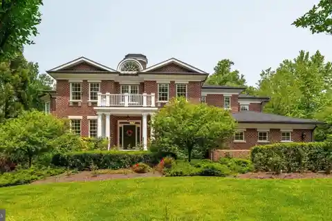 Custom Stunner in the Heart of Langley Forest