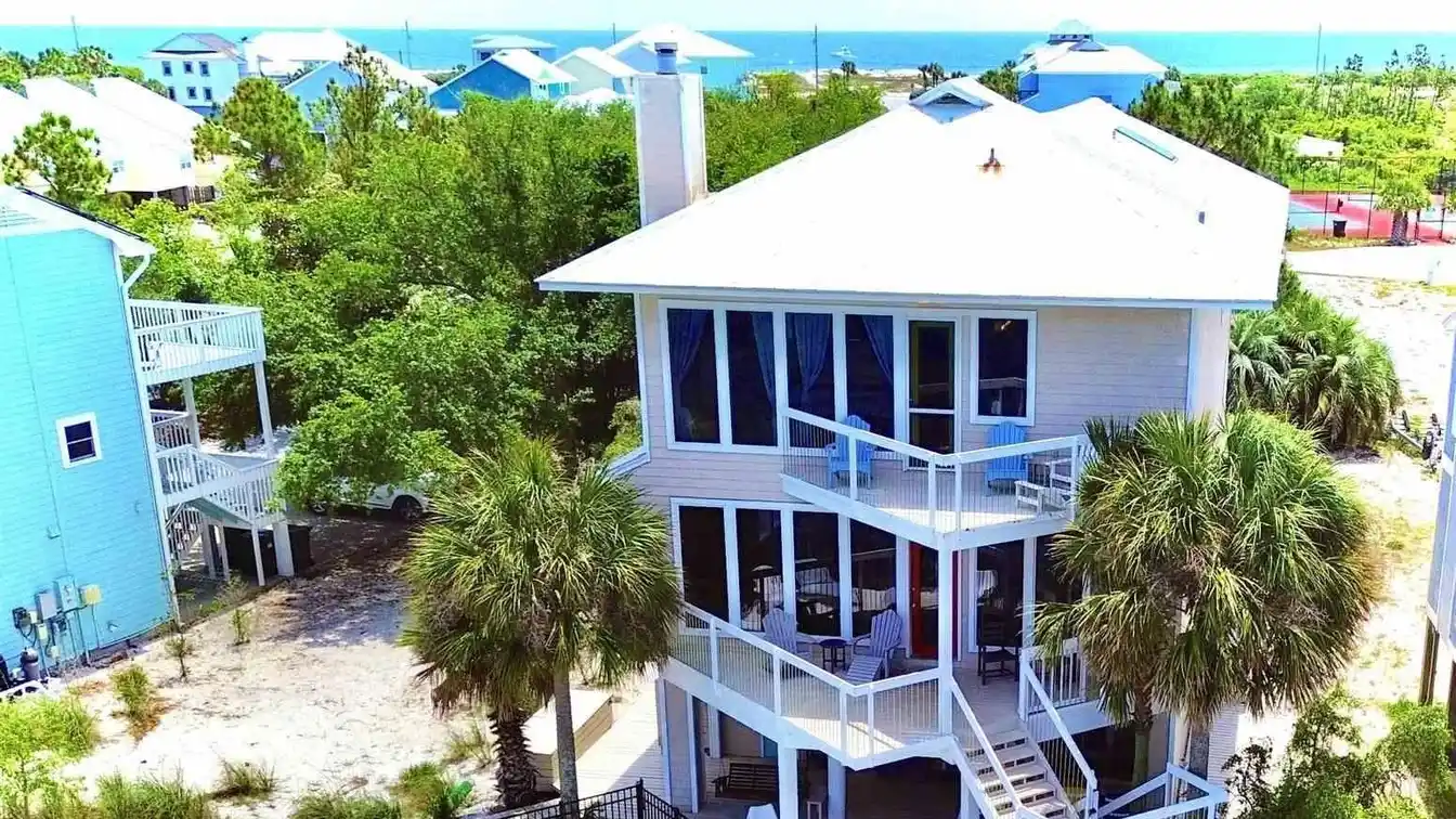 Blue Heron - a Rare Riverfront Home