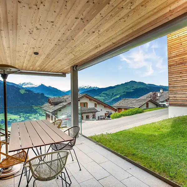 STYLISH HOLIDAY APARTMENT IN FALERA - PERFECT FOR UPSCALE LIVING