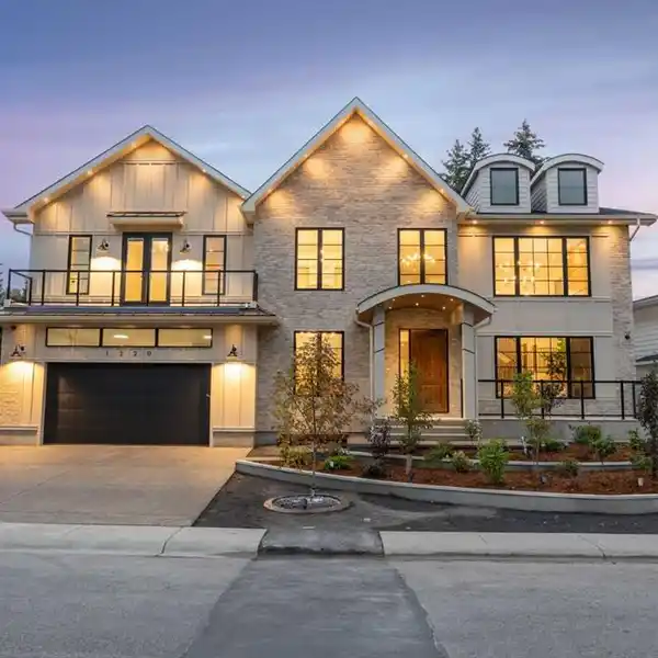 LUXURY LIVING IN VARSITY ESTATES