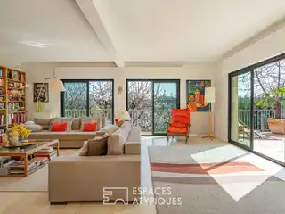 Modernist Retreat with Stunning Seine Views