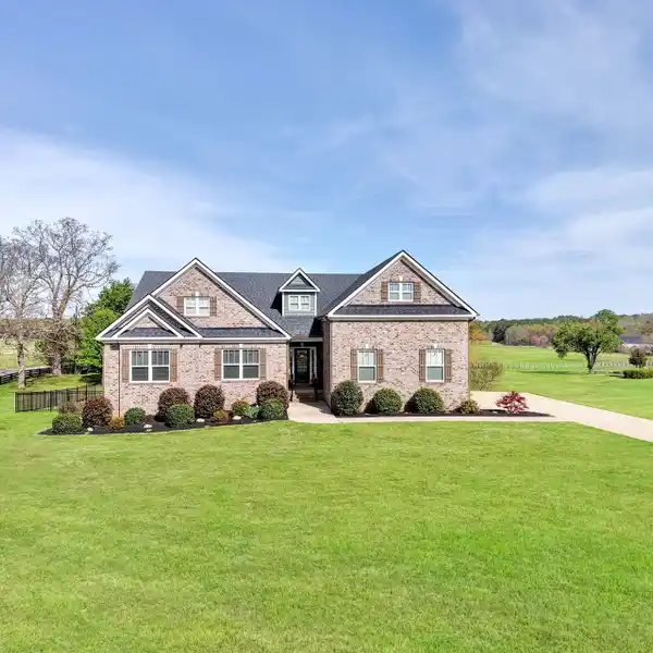 RARE OPPORTUNITY IN PRESTIGIOUS OMEGA FARMS