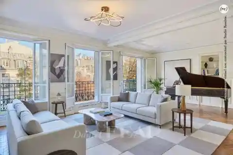 Bright Apartment with Balcony and Open Views