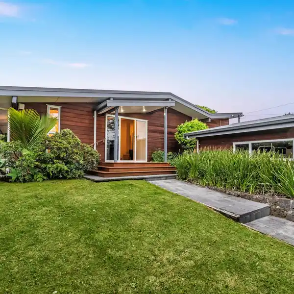 RENOVATED 1960S CEDAR HOME WITH PRIVATE GARDEN OASIS