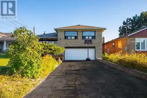 Spacious Split Home in Coveted Glen Park