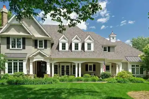 An Unmatched Lifestyle in Prestigious Green Acres