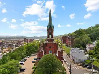 Unique Urban Gem