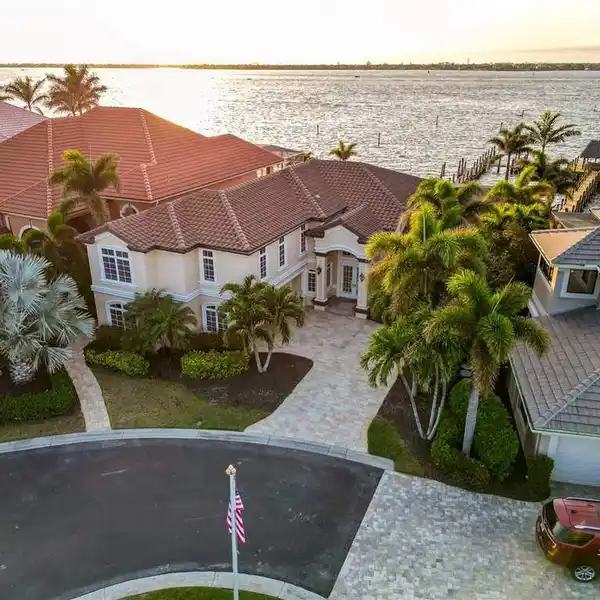 PERFECTION IN THE LANDINGS