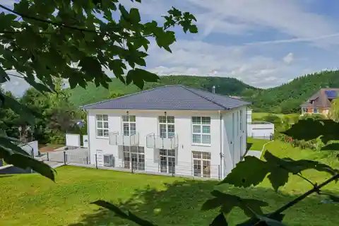 Impressive Villa in a Picturesque Setting