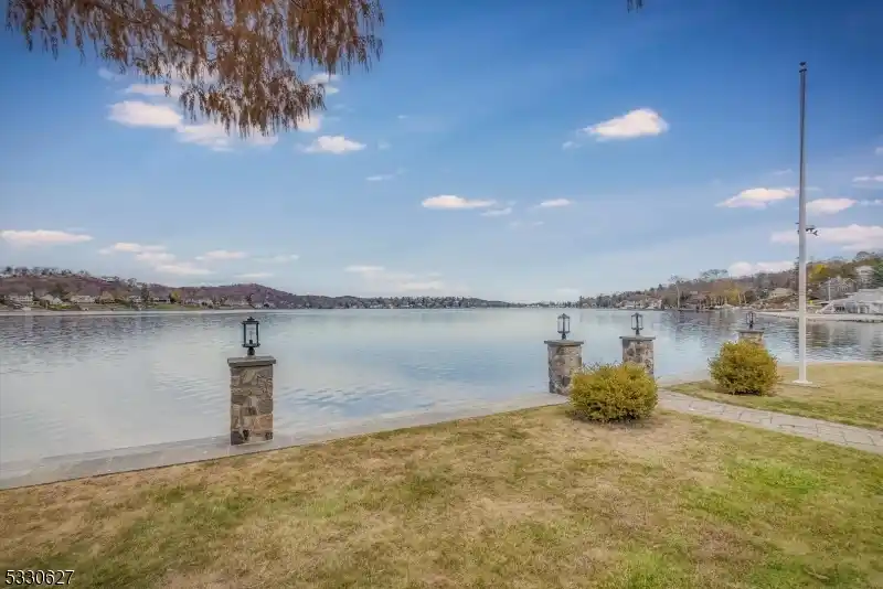 Impeccable Home on Lake Mohawk