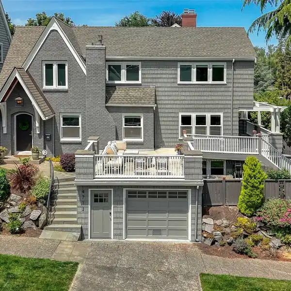 AWE-INSPIRING HOME THAT CHECKS EVERY BOX.